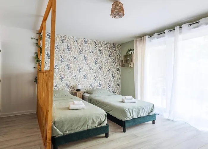 Cosy Studio Avec Terrasse Et Parking Prive Gratuit, Ideal Pour Explorer Lyon